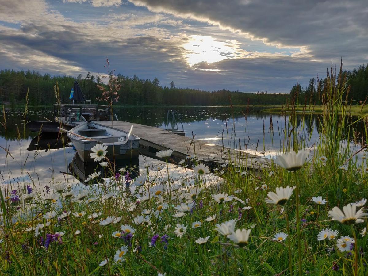 Rustika Strandstugor Utanfoer Raettvik Exterior foto